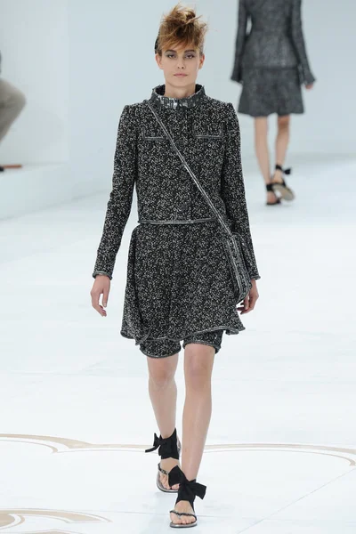 Look 5